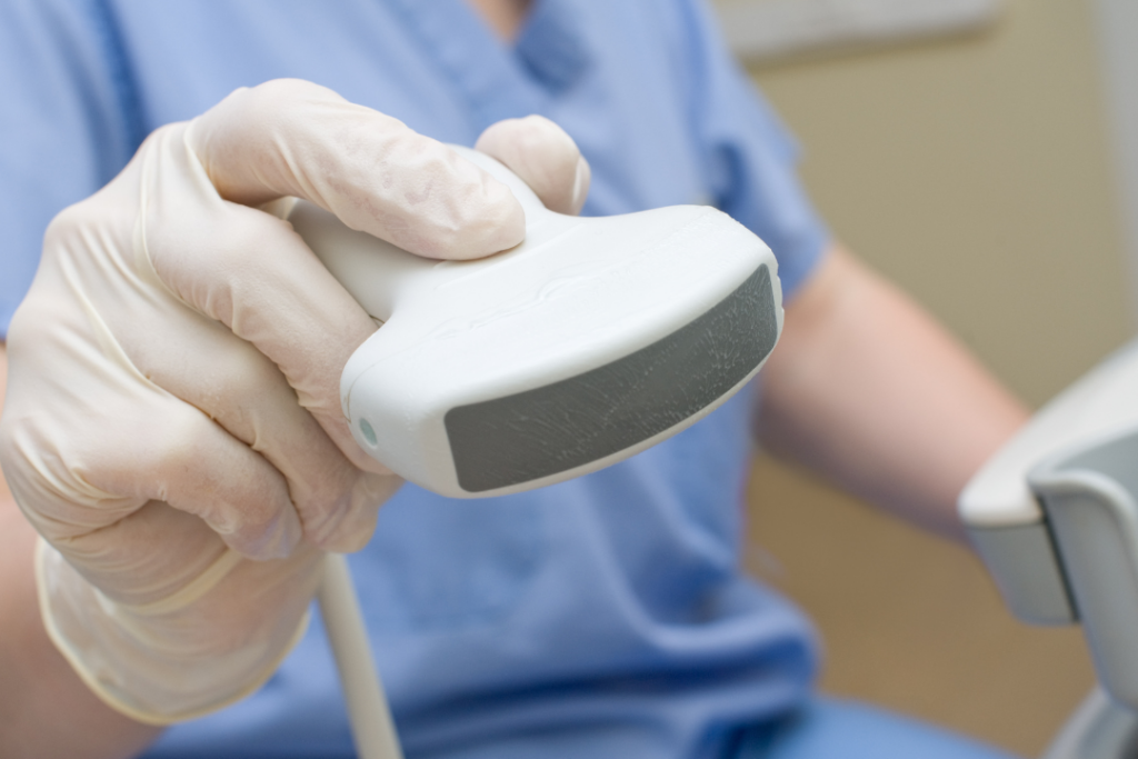 精準止痛新選擇：超音波導引注射為何更安全有效？